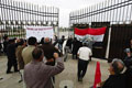 تجمع بزرگ مردم عراق در برابر پادگان اشرف