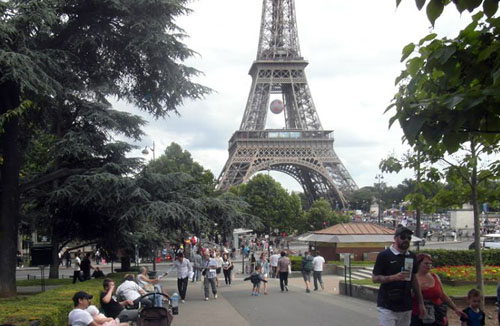 MKO defectors revealed the cult in Paris