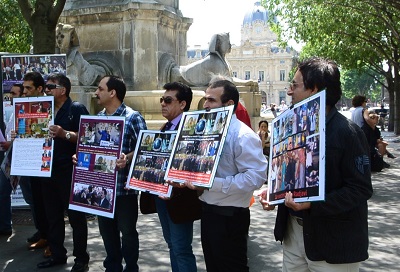 MKO Disassociated members protest action in Paris.