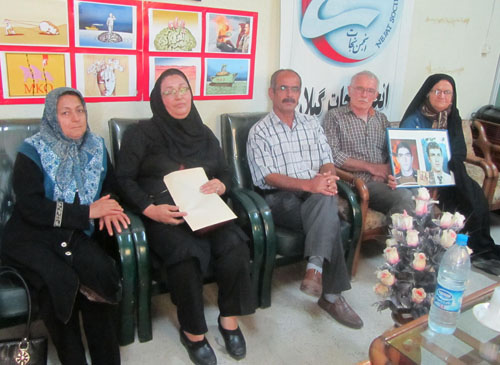 اسماعیل فلاح رنجکش مهمان خانواده های چشم انتظار در دفتر انجمن نجات - قسمت چهارم