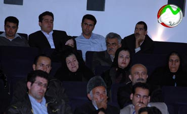نشست انجمن نجات به مناسبت روز جهانی زن در اصفهان