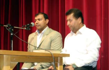 روز جمعه 29/8/88 همایشی با شرکت خانواده های ماه شهر و سربندر در تالار شهید آوینی شهرستان ماه شهر برگزار گردید.