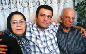تلاشهای پیگیرانه و تحسین برانگیز خانواده زاهدی برای رهایی عبدالرضا زاهدی ازپادگان عراق جدید موسوم به پادگان اشرف