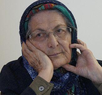 پیام خانم رابعه شاهرخی (مادر رضوان) به افراد حاضر در کمپ تیرانا – آلبانی