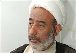 اكد النائب العراقي، الشيخ حميد المعلى، ان الحكومة العراقية حددت مهلة زمنية لخروج زمرة المجاهدين الارهابية من العراق.